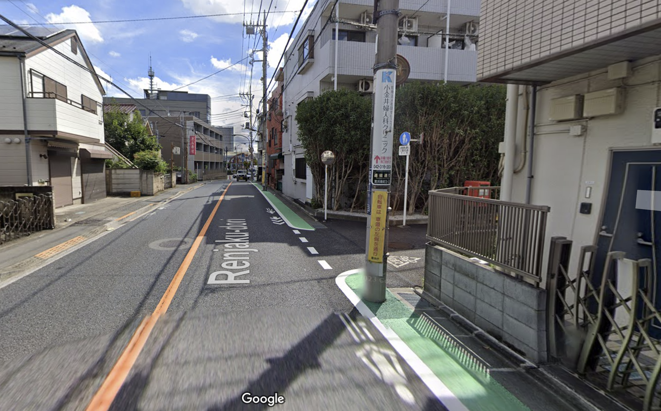 We found a cheap land in the street on the right of this Street View photo, but that green death-zone was an immediate no from us